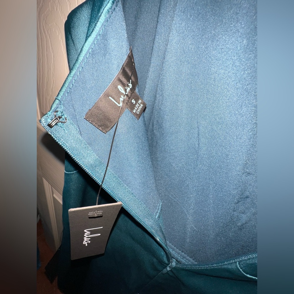 Lulu's Teal Green Wrap Midi Dress size S. Elegant Cocktail Prom Wedding Dress. - Picture 13 of 16